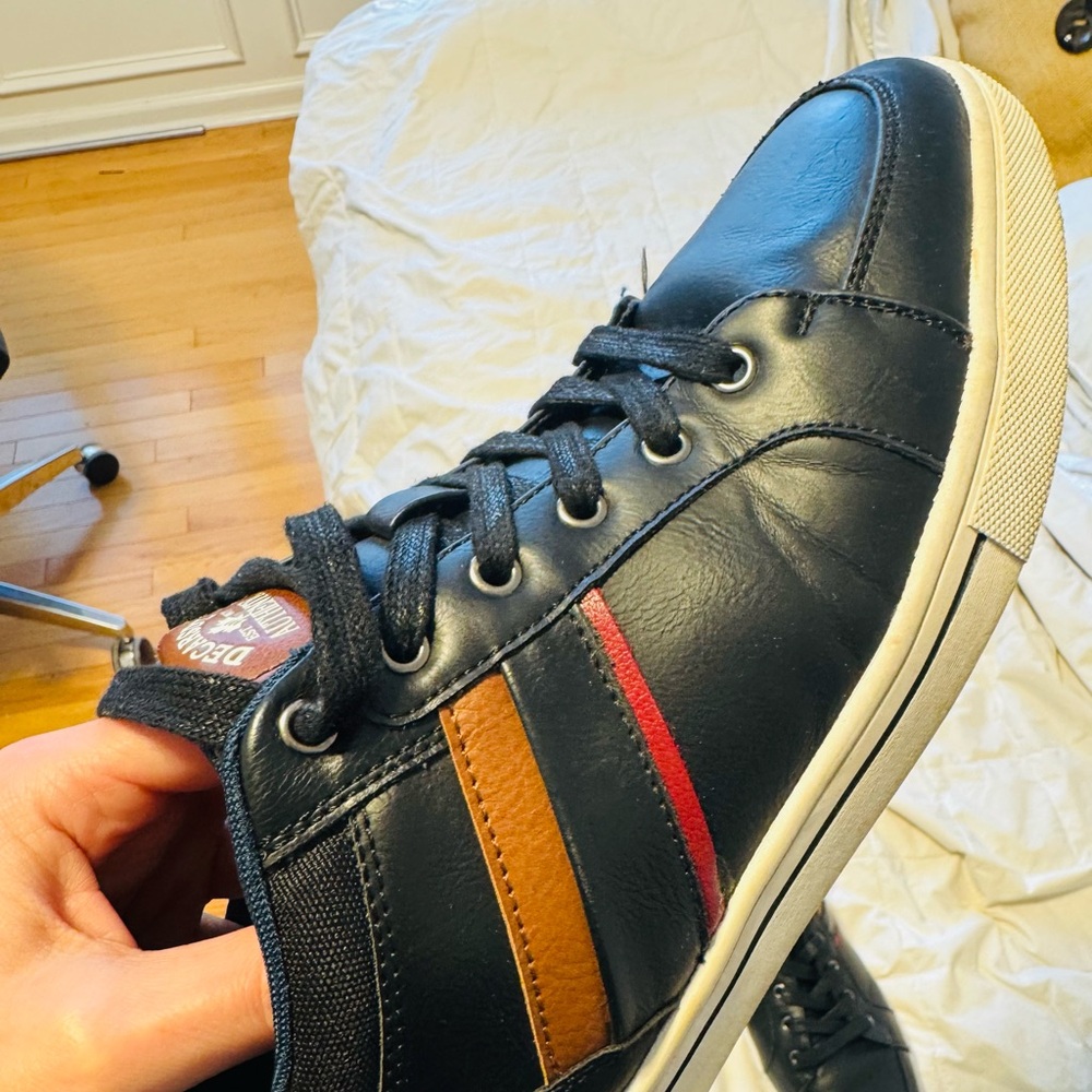 Men's Black Sneakers with Brown and Red Stripes size 9